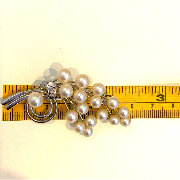 Maruwa Pearl Brooch/Pin - Picture 7 of 9